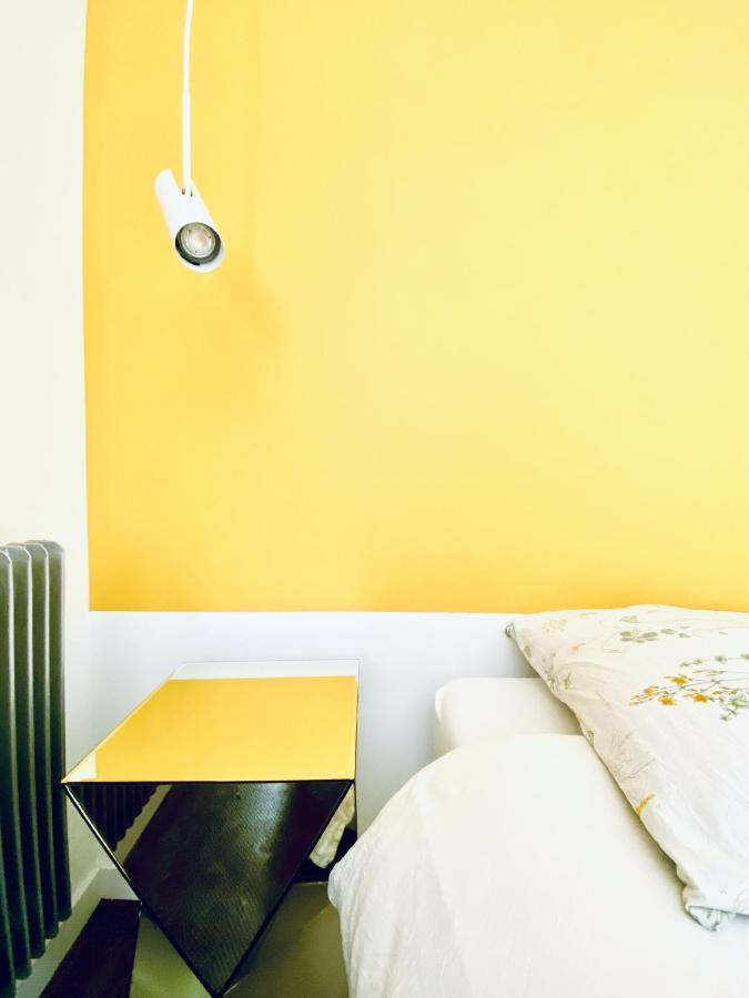 Chambre Arty Chez Minuit Deux Macon Bagian luar foto